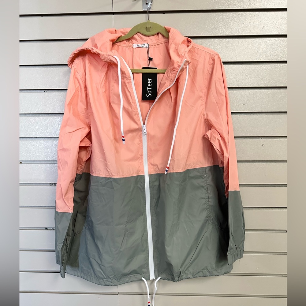 SoTeer Women’s Windbreaker Hoodie. Size XL. Colors Grey and Peach. NWT!